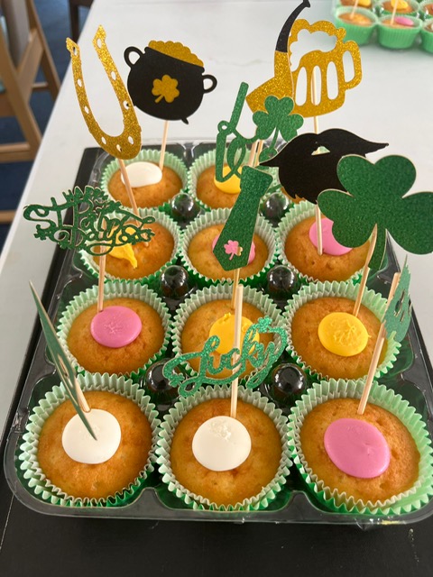 Cupcakes with St. Patricks Day decorations